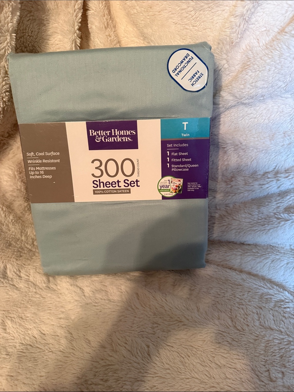 Better Homes And Gardens Twin 300-Thread Count Light Aqua Sheet Set